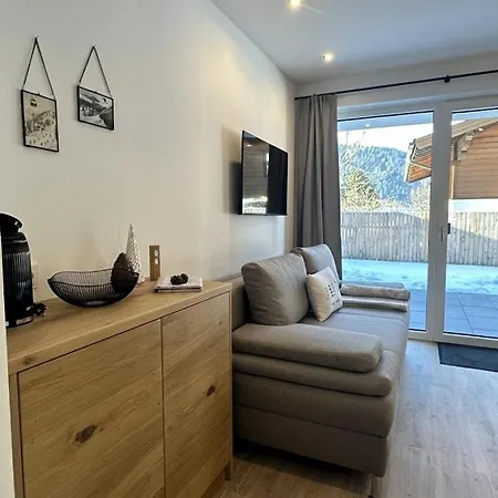 The Hidden Φλαχάου